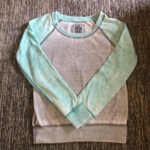 Nollie gray & green sweatshirt